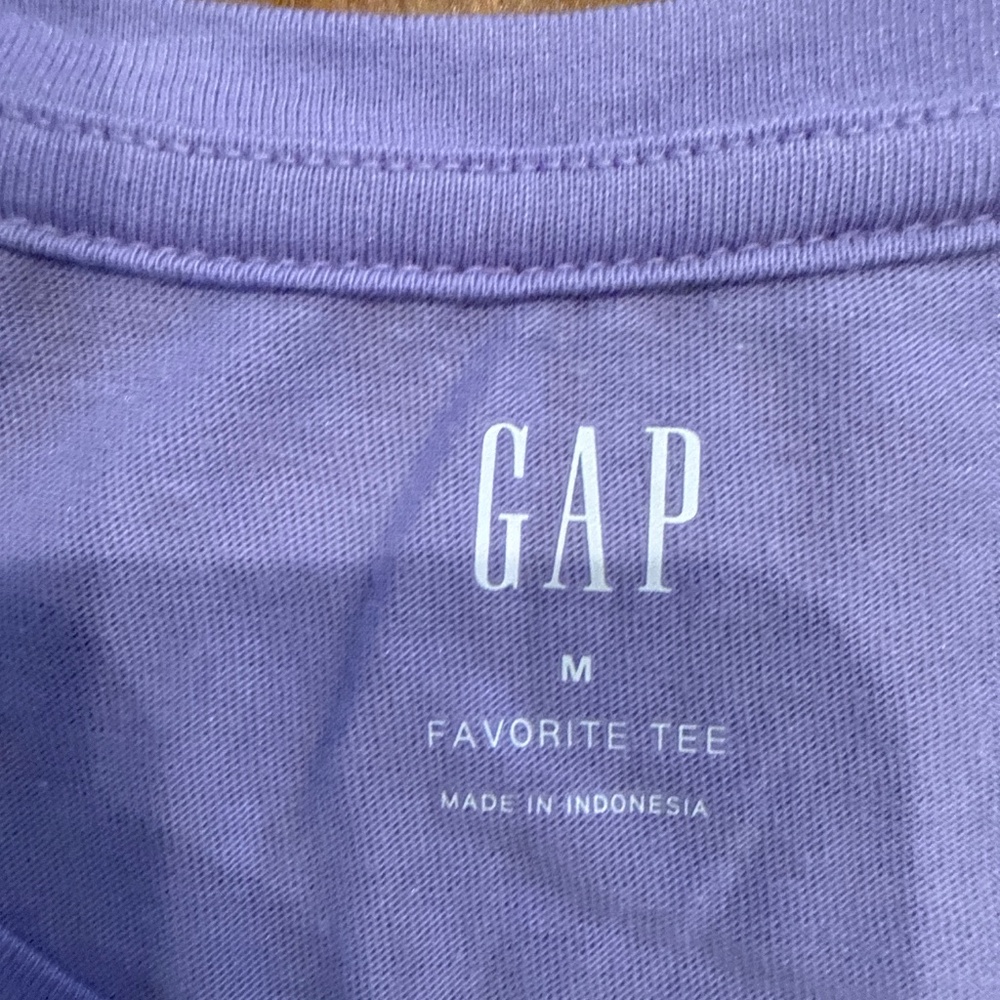 GAP favorite tee violet t-shirt - Picture 3 of 4